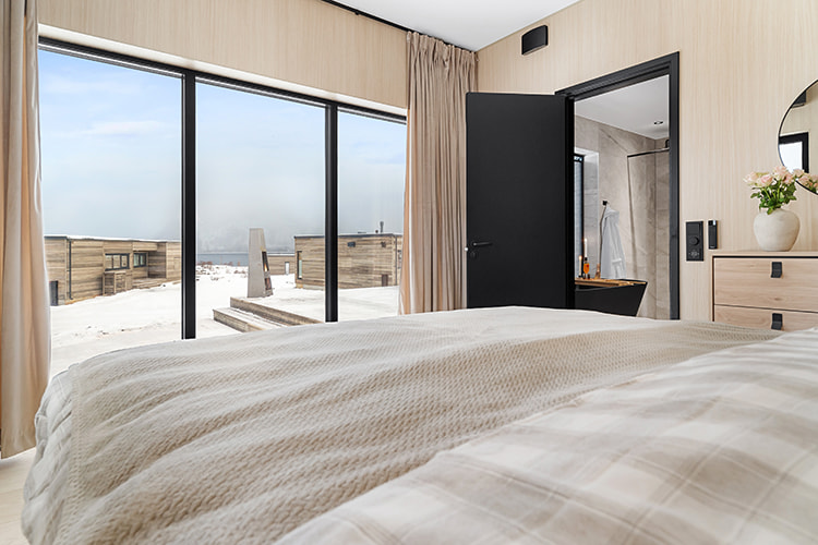 Clicwall wall panels in luxury lodge